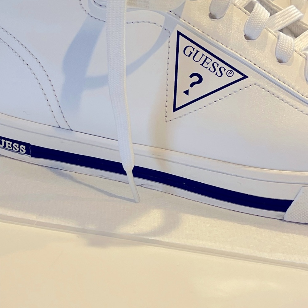 MEN GUESS SHOES